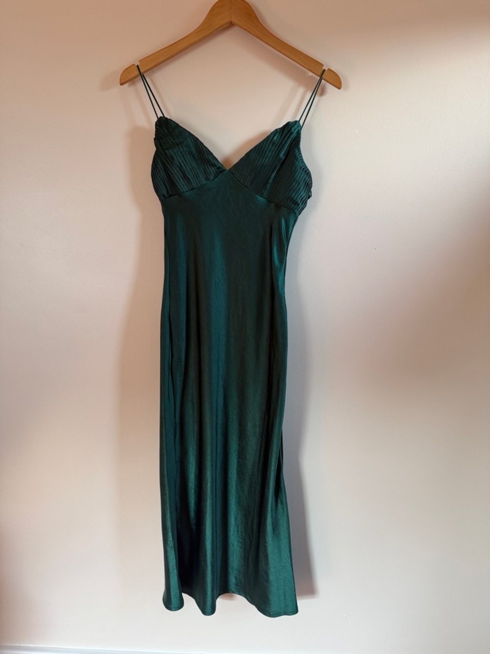 Hello Molly Old Town RD Midi Dress in Green Pleated - Picture 3 of 13